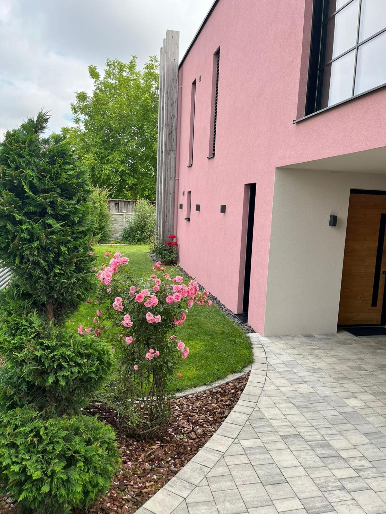 Villa Rose Close To Vienna & Airport Maria Ellend Εξωτερικό φωτογραφία